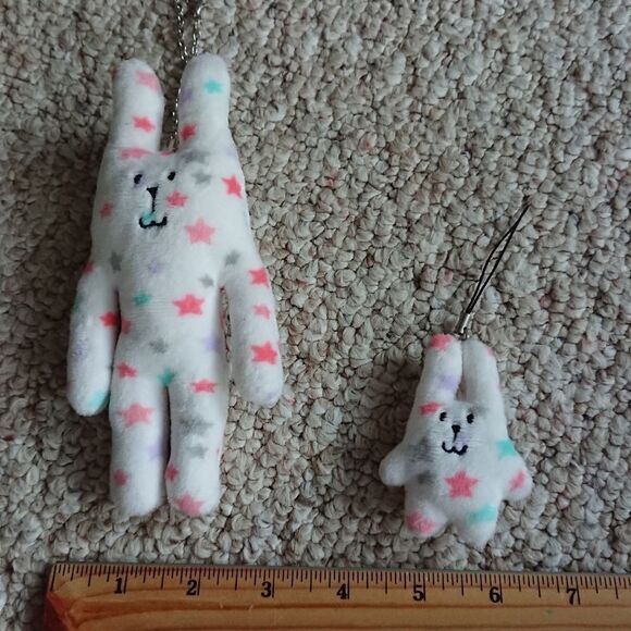 Craftholic Sloth bear double Plush Doll keychain with magnet - Colorful stars - Picture 6 of 6